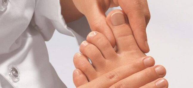 Ndaloni inspektimin e thonjve